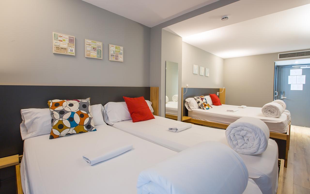 Quadruple Room with Bathroom,744424609:JPEG